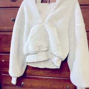 ALO HOODIE LIKE NEW  PICS FOR DESCRIPTIONS.